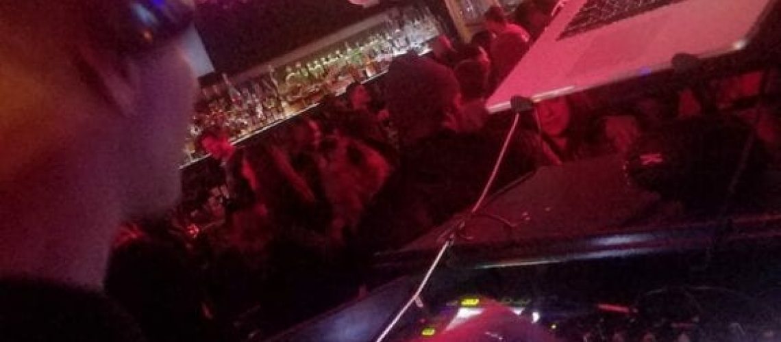 DJ-Ello-Live